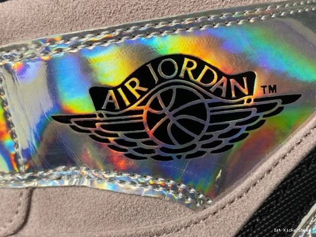 1st Kicks BQ6472-602 (W) Air Powder Jordan 1 Dirty Mid Iridescent 0808